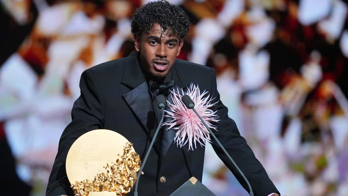 Lamine Yamal habla tras recibir el premio al Talento Joven del Año
